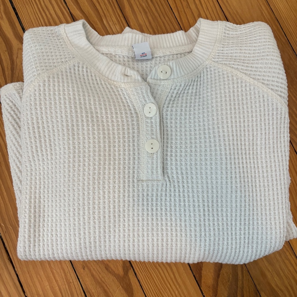 Old navy long sleeve